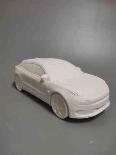 從“小藝術家”到“小車迷” 石膏彩繪汽車模型的銷售新思路